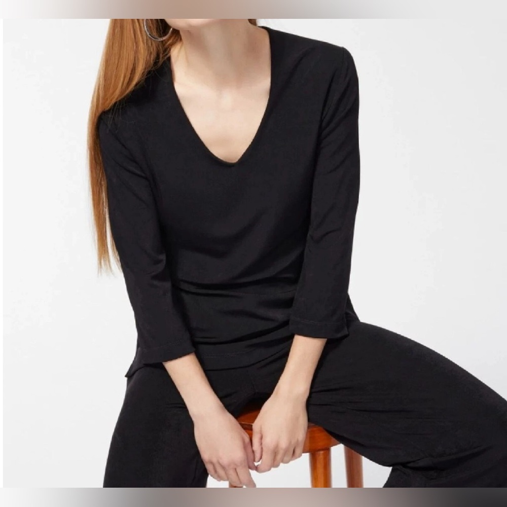 New Chico’s 1 M Traveler’s Slinky Crystal V Neck 3/4 Sleeve Top Black Women